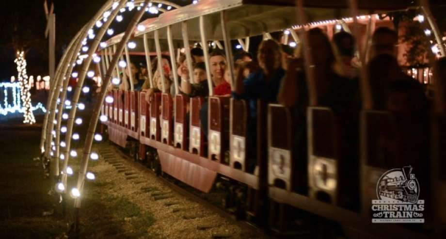 Houston's Holiday Spirit Soars High this December