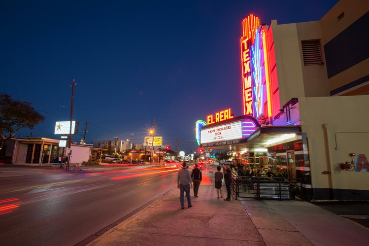 Experience the Arts and Attractions at The Heart of Downtown Houston